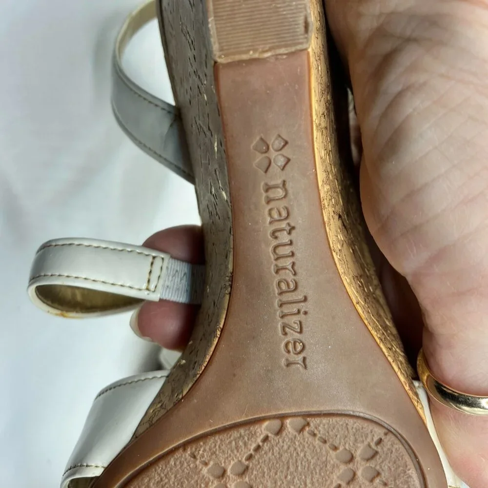 Naturalizer Sandals Leather White Cork 3.5 inch heel New Size 9 Like New